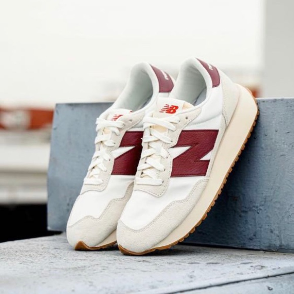 New Balance 237 Moonbeam / Burgundy Retro Running Shoes / Sneakers - Picture 11 of 12
